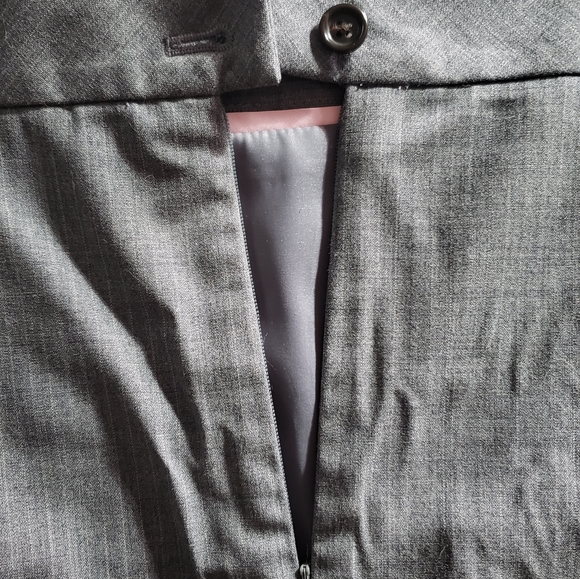 Banana Republic pencil skirt 4 - Picture 3 of 5